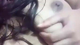 Indian Girls Pleasure Themselves With Their Fingers In This Steamy Video