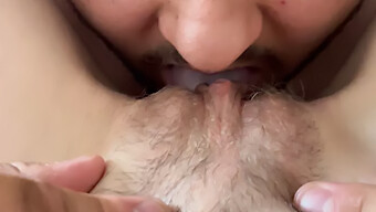 British Couple Shares Homemade Pussy Licking Experience