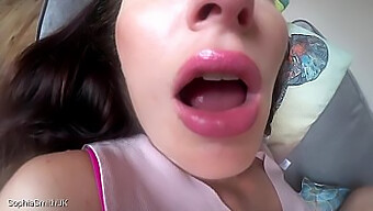 Mi Novia Experimenta Un Intenso Juego De Boca Y Lengua En Un Video De Asmr. ¡no Te Lo Pierdas!